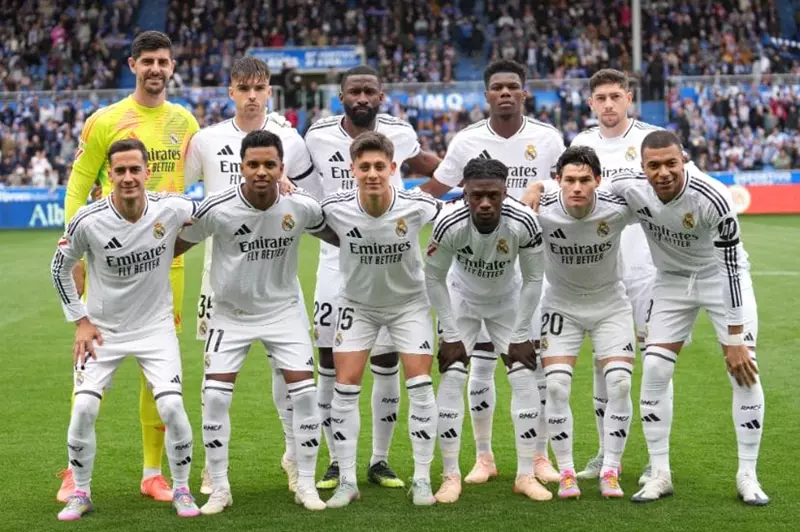 ريال مدريد يعقد صفقة بيع محتملة لأحد نجومه: هل سيكون اسمك أحد الخيارين؟