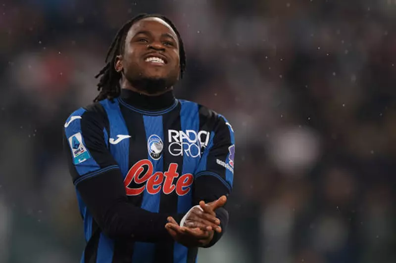 نابولي ينافس إنتر في صفقة لوكمان وسط تكهنات متزايدة